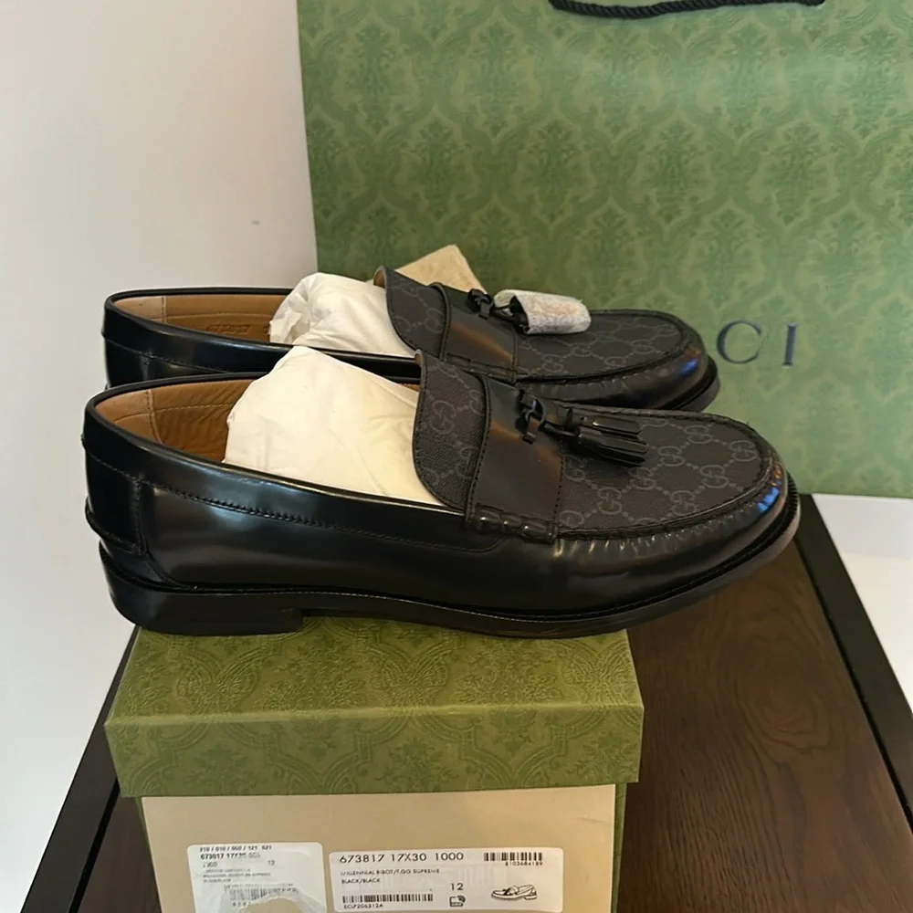 Gucci Logo Leather Loafers